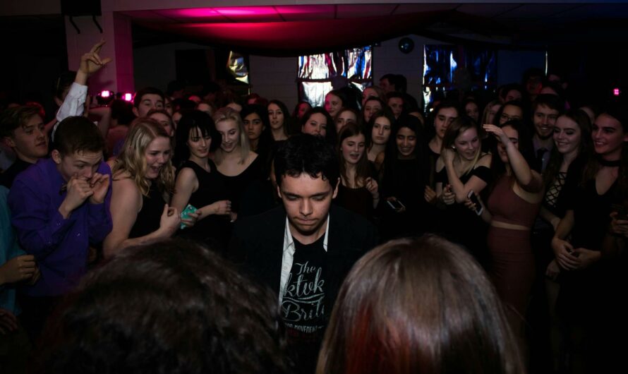 Cómo integrar asistentes de voz en tu patinete eléctrico