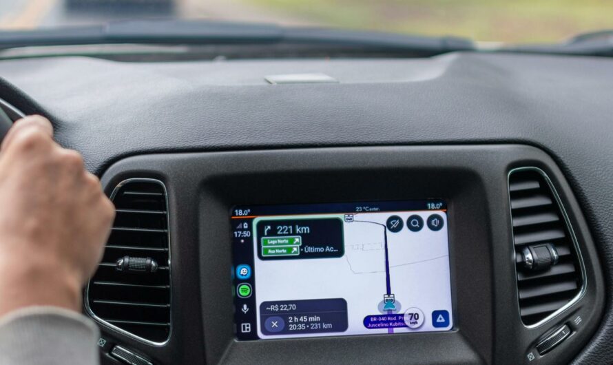 Cómo elegir el sistema de navegación por voz para tu patinete eléctrico